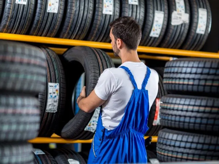 Gevaş Oto Lastikçi